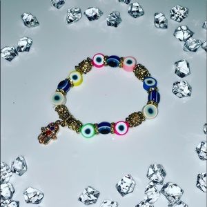 Goodluck Bracelet kit with a Florida water included.